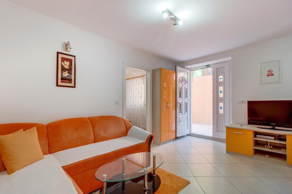 Apartments Leila Mali Lošinj Exterior foto