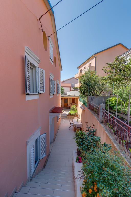 Apartments Leila Mali Lošinj Exterior foto