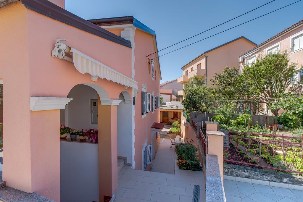Apartments Leila Mali Lošinj Exterior foto